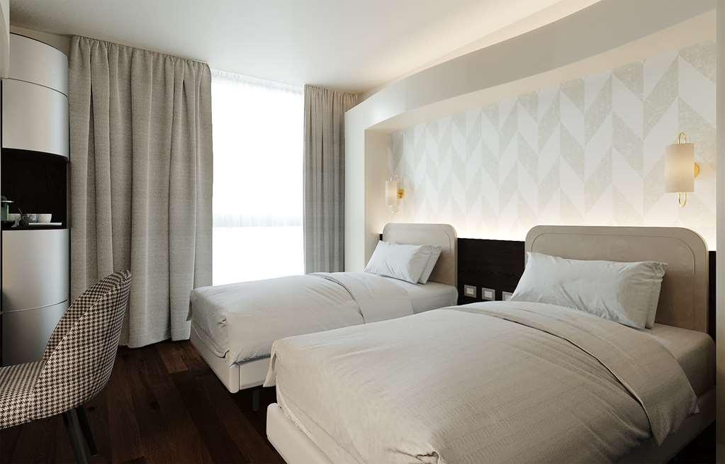 Hotel Doubletree By Hilton Milan Malpensa Solbiate Olona Zimmer foto